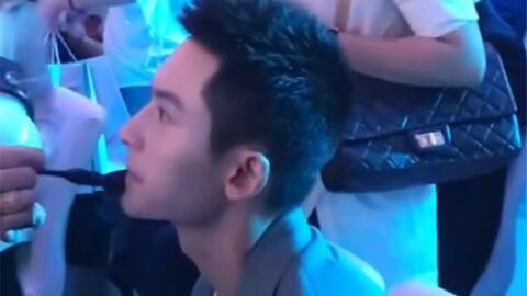 娱乐吃瓜女星代言,时尚跨界引发热议